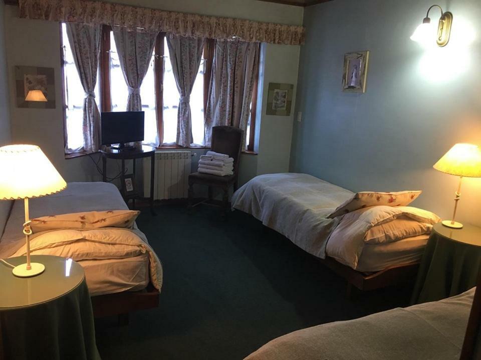 Hosteria Residencia Linares 우수아이아 외부 사진