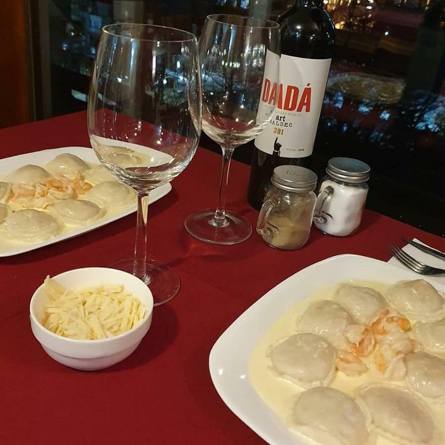Hosteria Residencia Linares 우수아이아 외부 사진