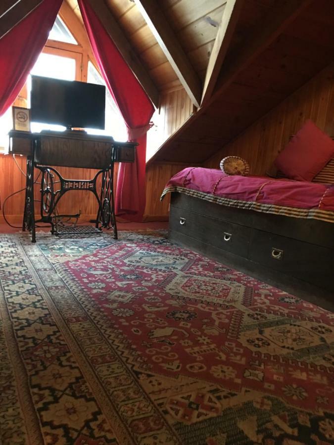 Hosteria Residencia Linares 우수아이아 외부 사진